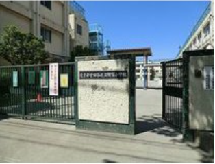 用賀小学校